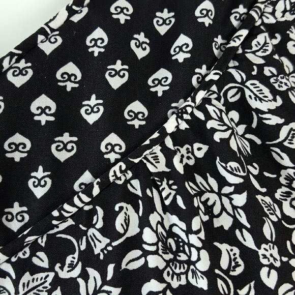 Vintage 80s Naturally Petite Hawaiian Black Floral Midi Dress - Picture 6 of 8